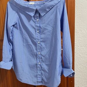 Off the shoulder blue Striped Button-Up Shirt sz s